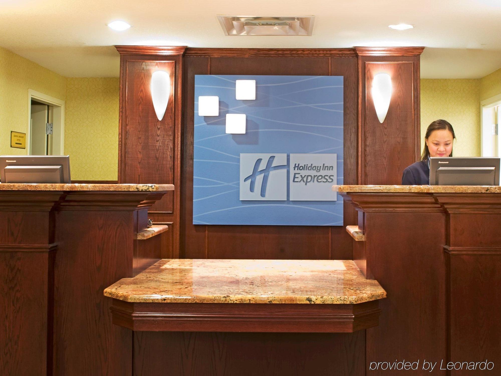 Holiday Inn Express Hotel & Suites Edson, An Ihg Hotel Interior foto